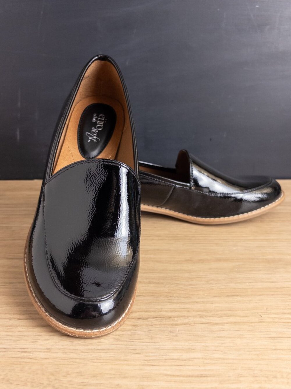 Eurosoft by Sofft Black Patent Slip On Loafers Womens 9.5M Comfort Shoes